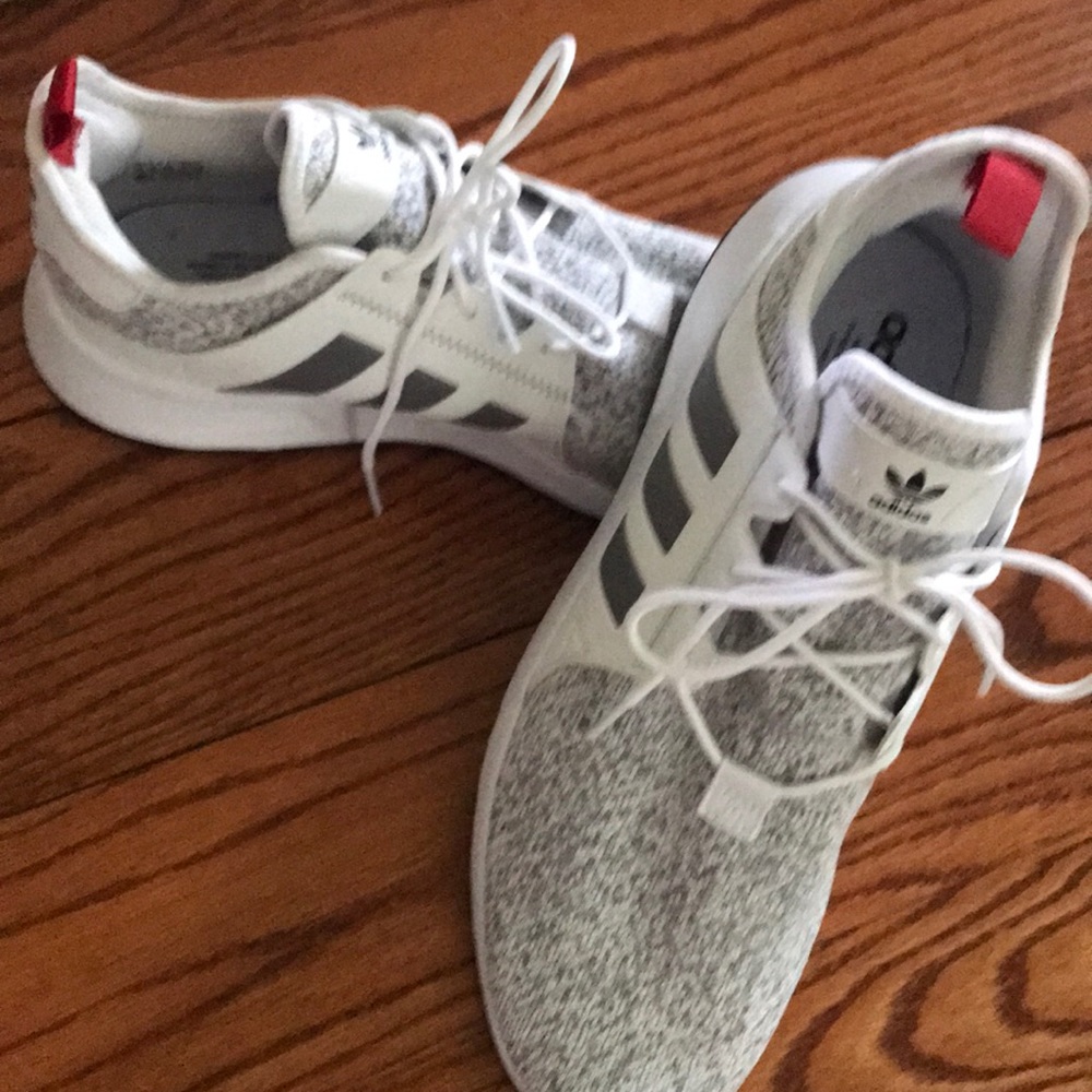 Mens sneakers